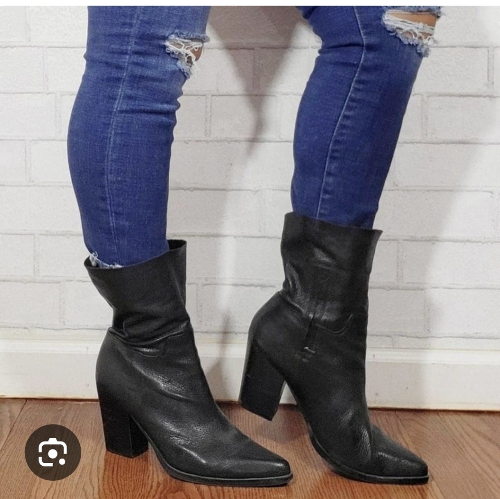 Bleecker and Bond Leather Dana boots #462